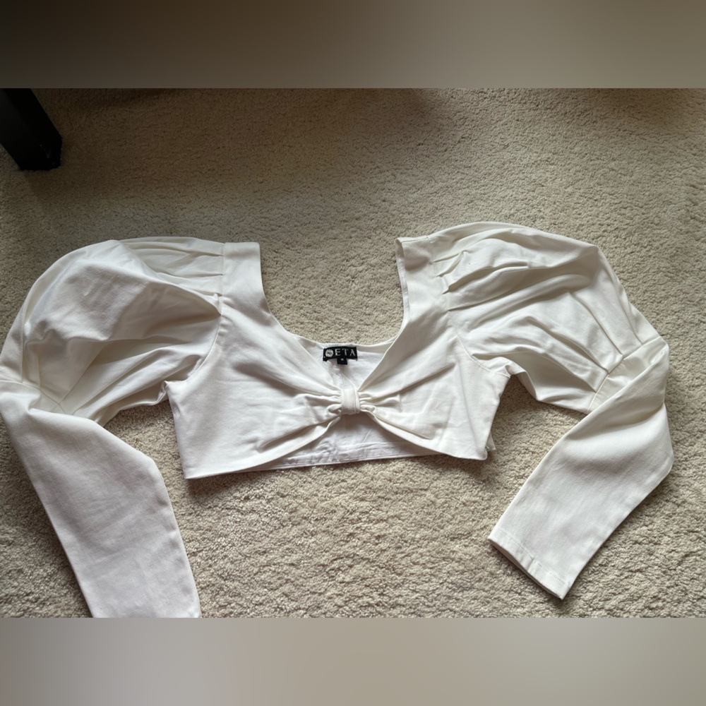 White Crop Top with Lightweight Fabric size medium